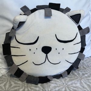 FIRM EUC Sleepy Lion Pillow